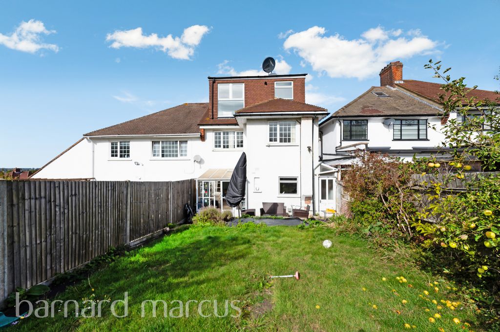 Property photo 2 of 10 Image