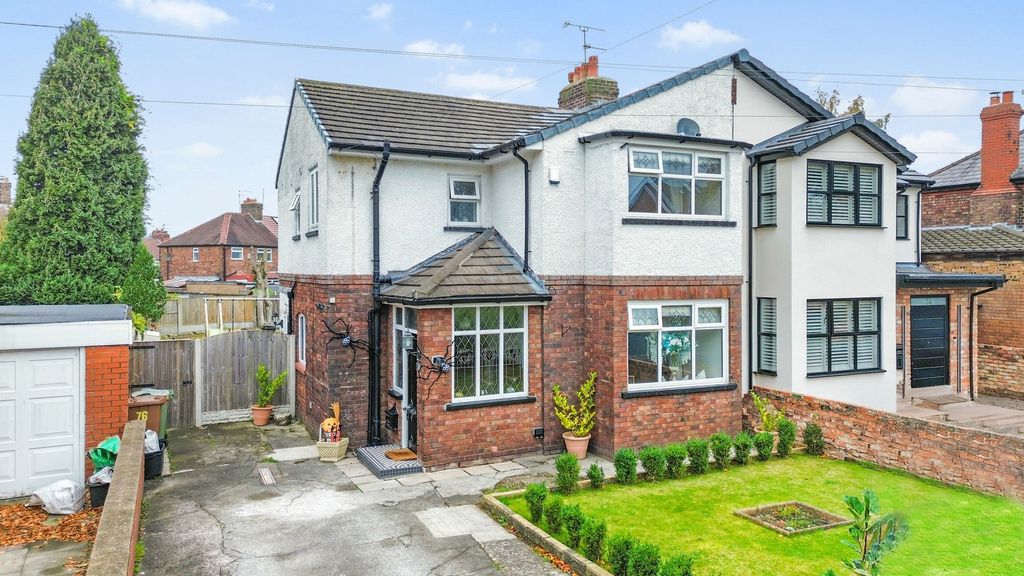 Property photo 1 of 30