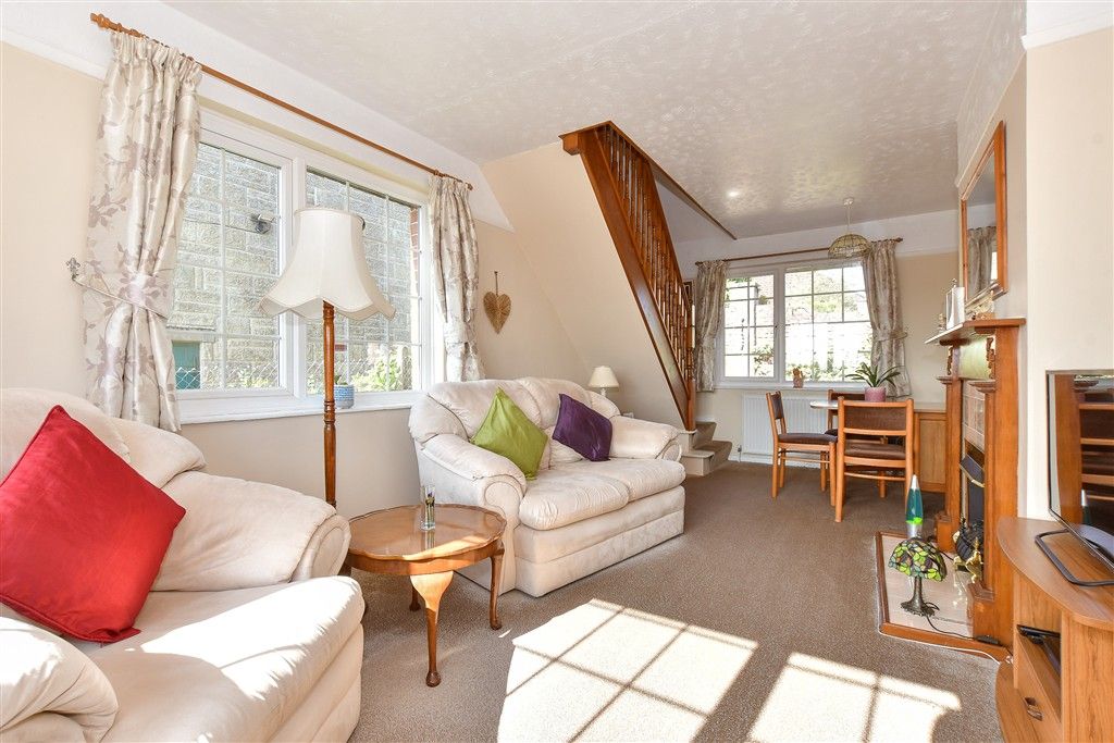 Property photo 3 of 14 Lounge/ Dining Room