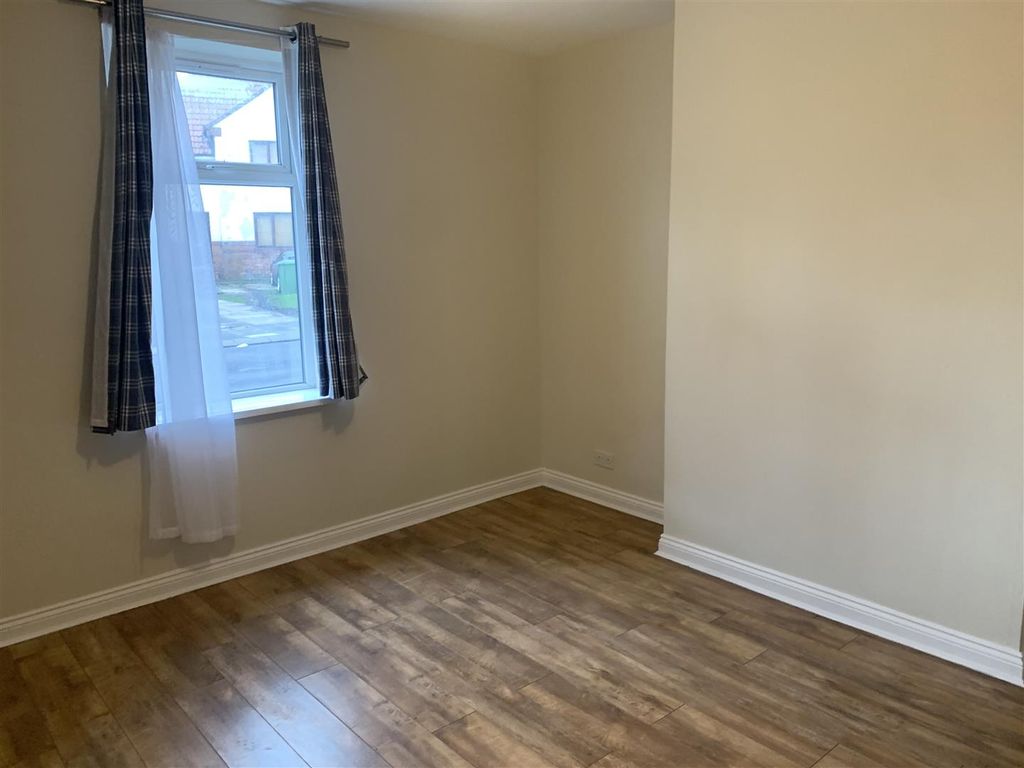 Property photo 2 of 13 Img_8849.Jpeg