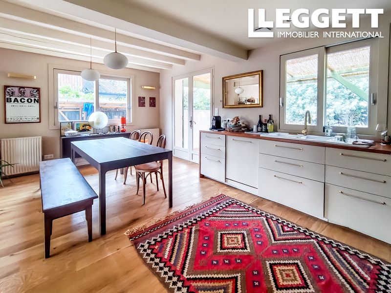 Property photo 3 of 8