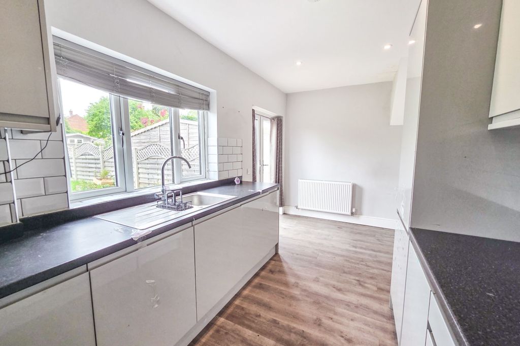 Property photo 3 of 14 21 Oxenhill Road, Kemsing, Sevenoaks, Tn15 6Rg