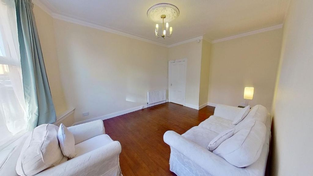 Property photo 2 of 13 Photo 2