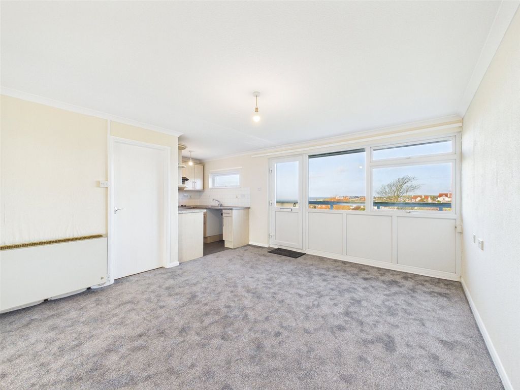 Property photo 3 of 12 Picture No. 03