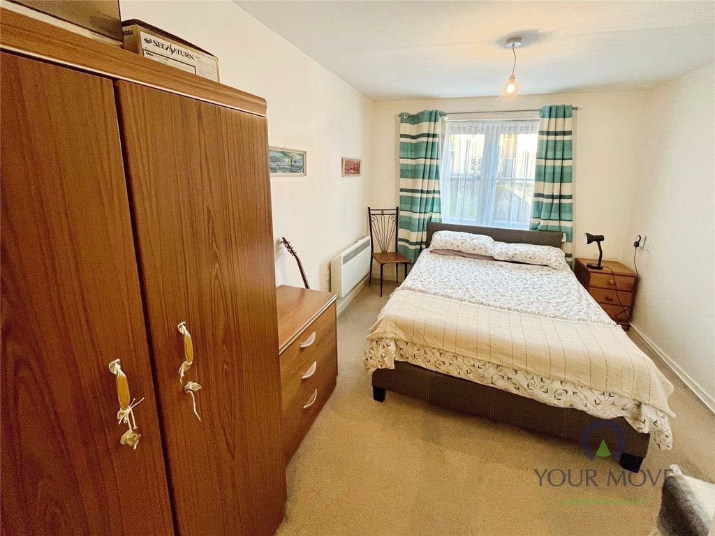 Property photo 3 of 14 Bedroom 1