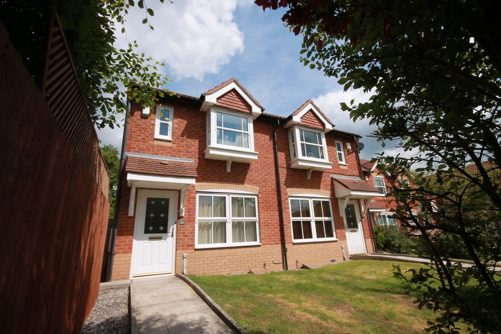 Property photo 1 of 8