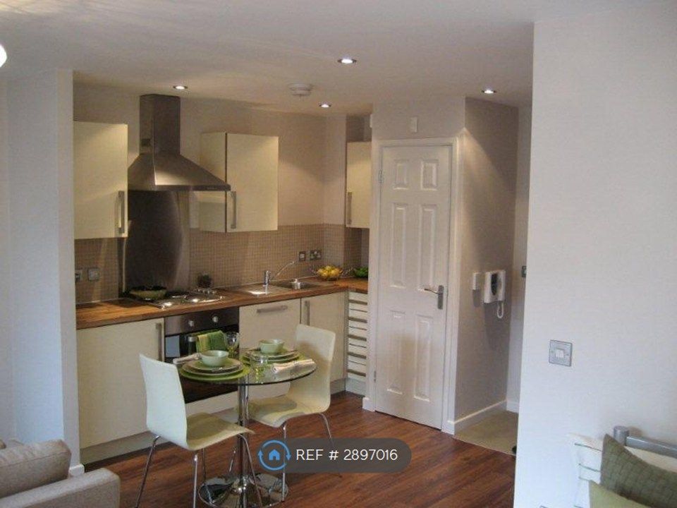 Property photo 2 of 6