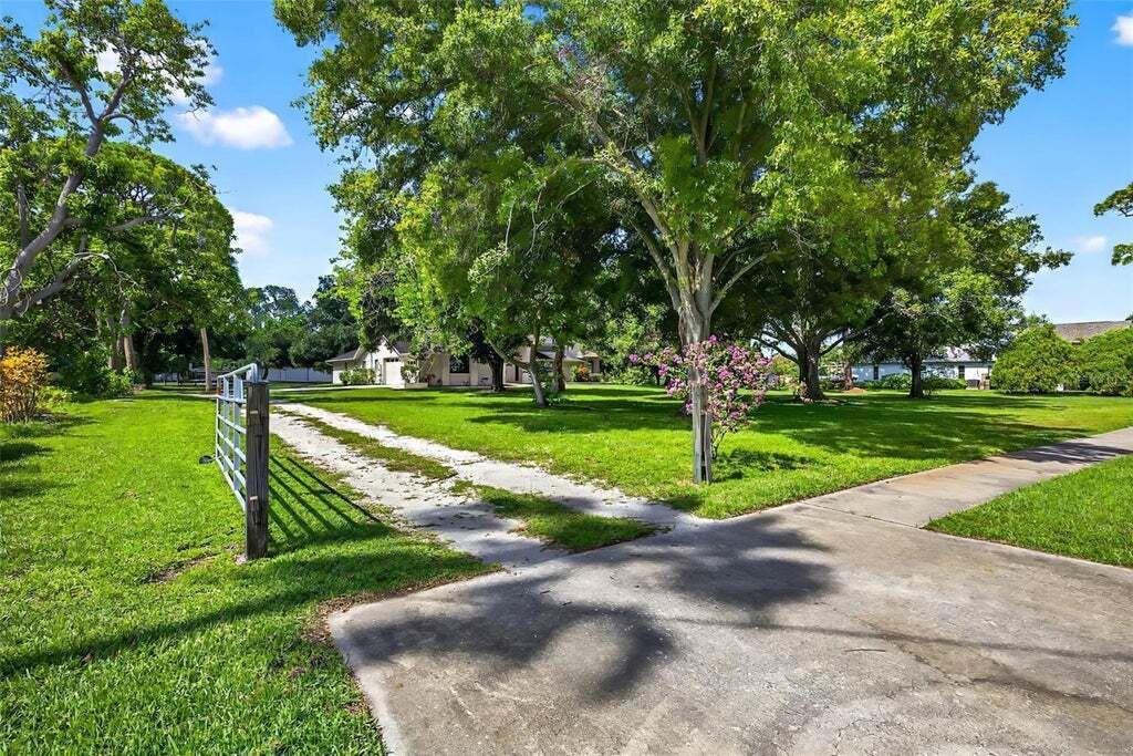 Property photo 3 of 20 <Alttext/>