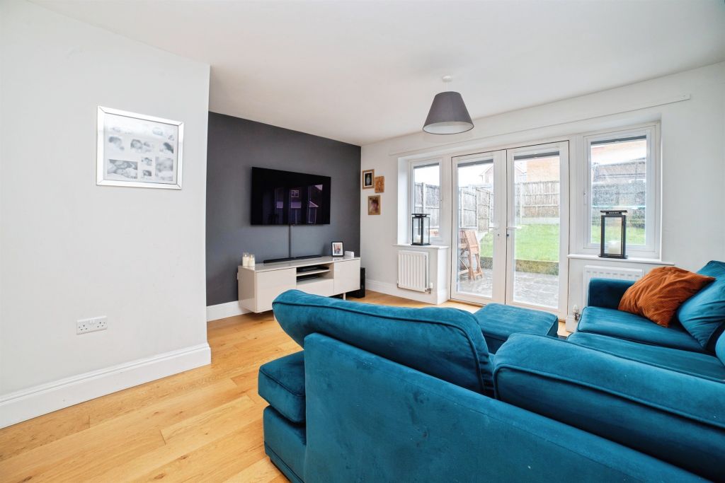 Property photo 2 of 19