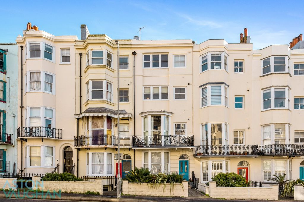 Property photo 1 of 10 4609730