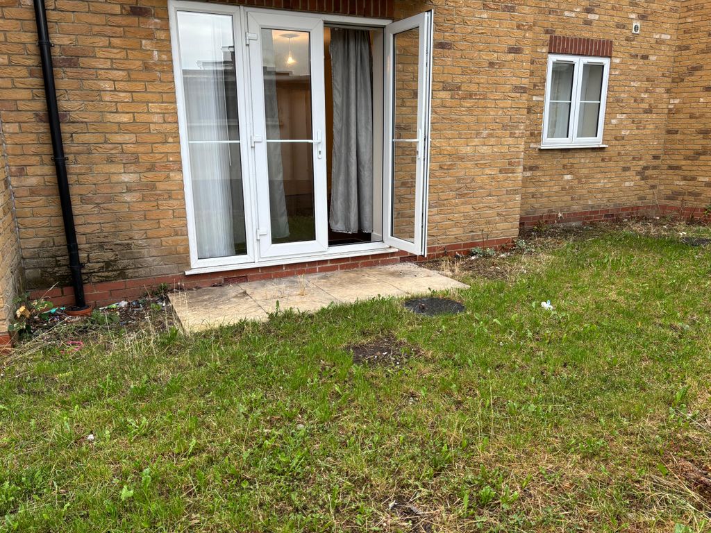 Property photo 3 of 5