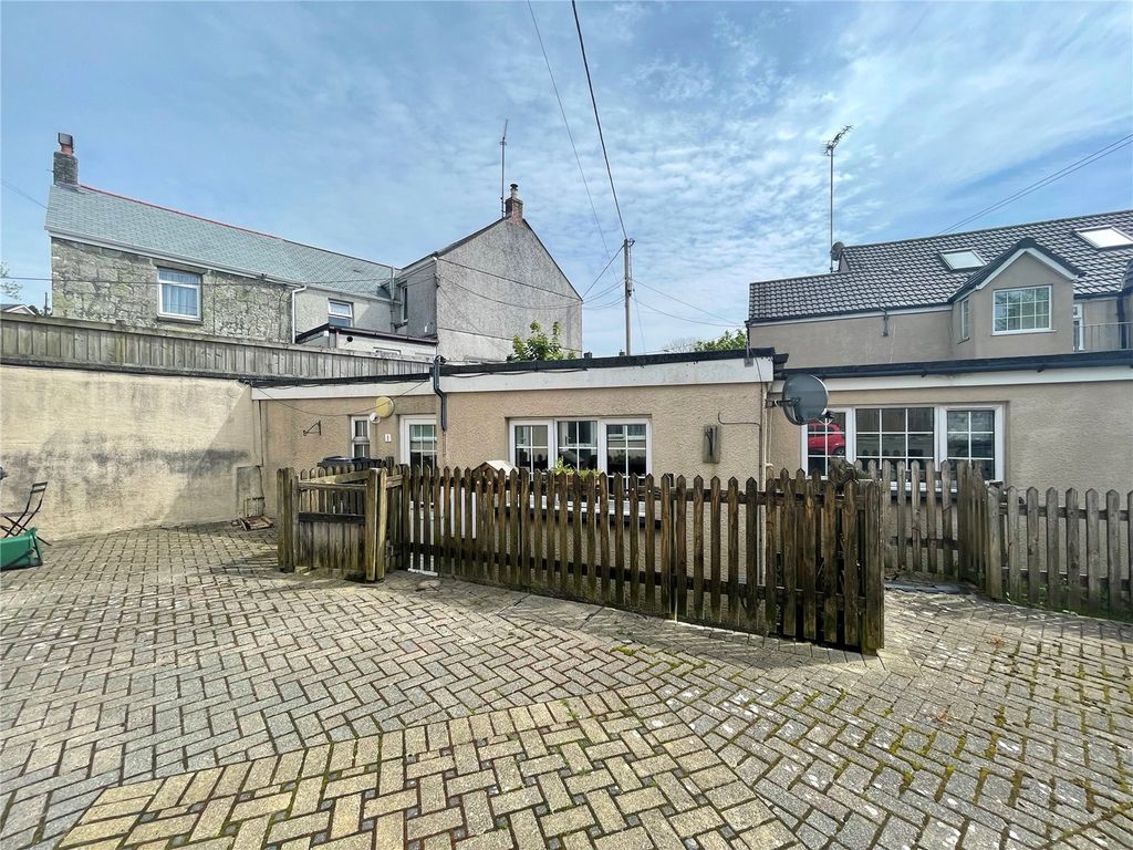 Property photo 1 of 10 Picture No. 06
