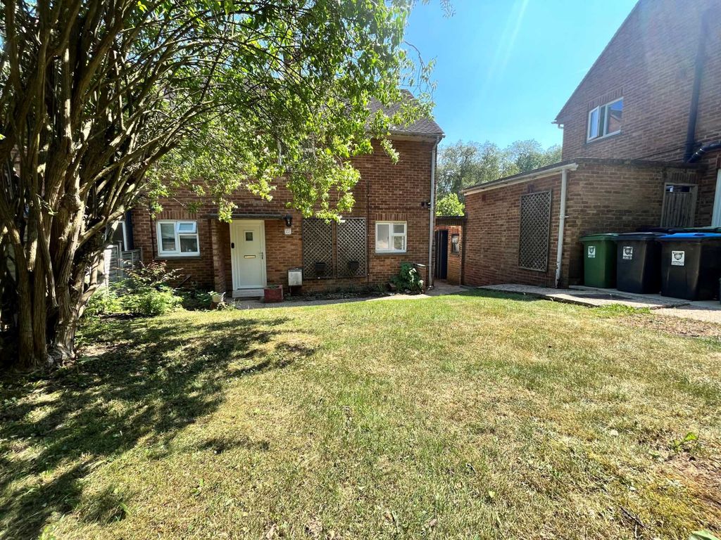 Property photo 2 of 6