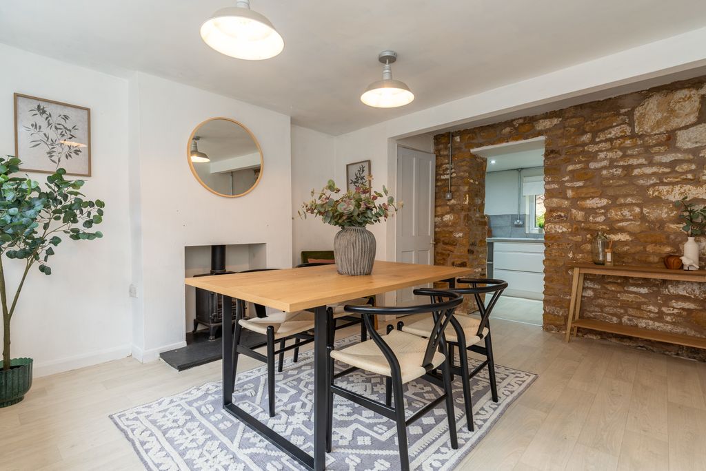 Property photo 1 of 38