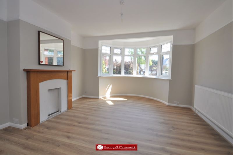 Property photo 2 of 12 Photo 11