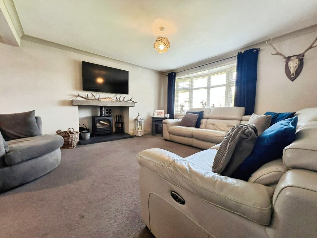 Property photo 3 of 28 Photo 27