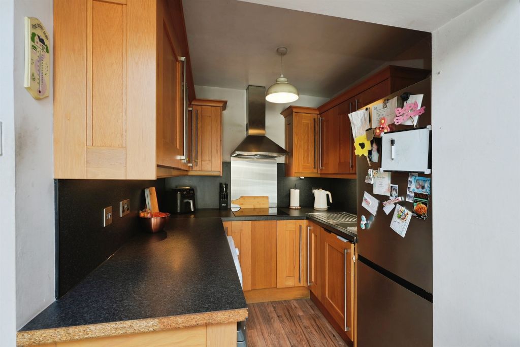 Property photo 3 of 20