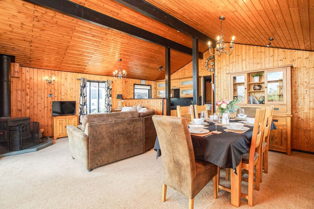 Property photo 3 of 20 Open Plan Living