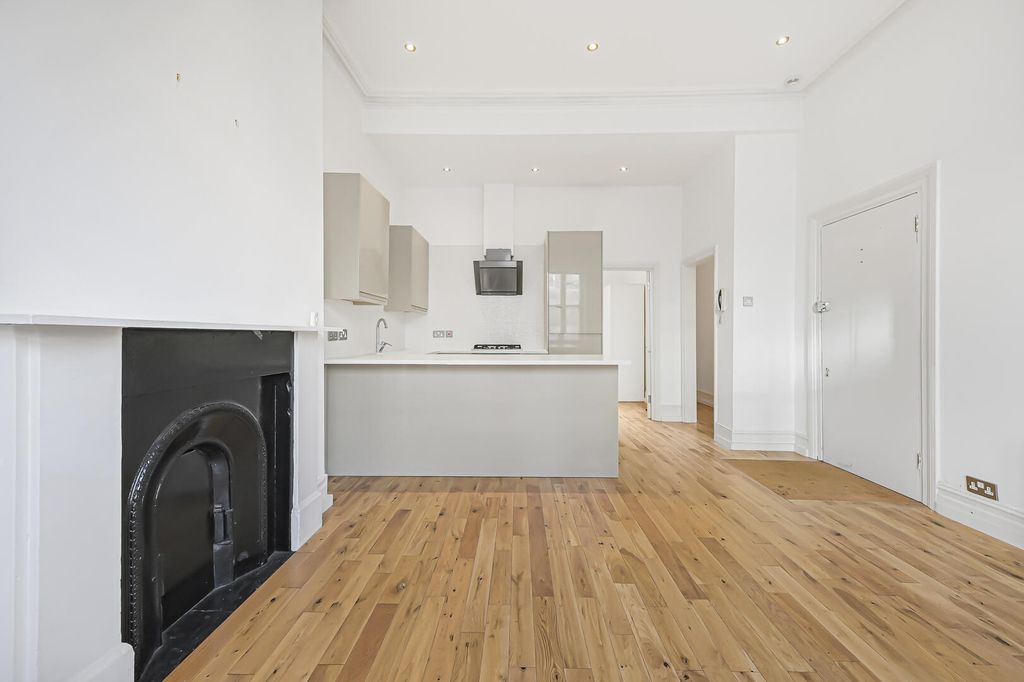 Property photo 1 of 15 Kitchen