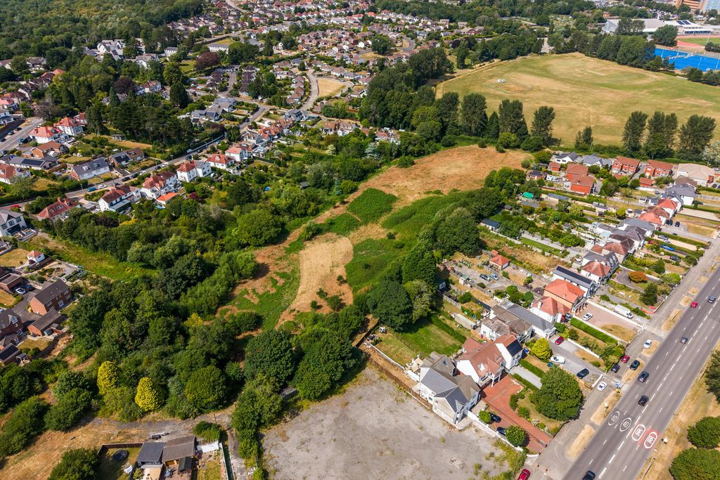 Property photo 2 of 6 Dji_20260723150307_0026_D.Jpg