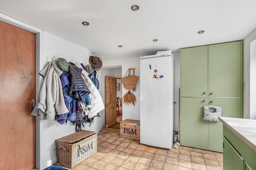 Additional image 15 of 4 bed detached house for saleGlen Road, Bingley BD16