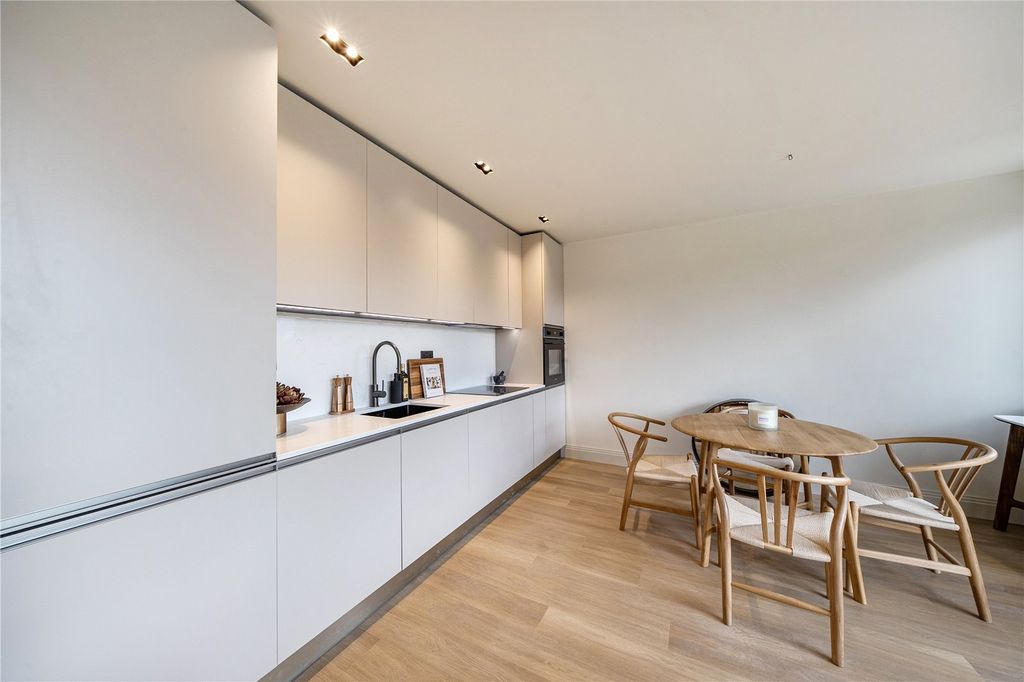 Property photo 3 of 13 Picture No. 04