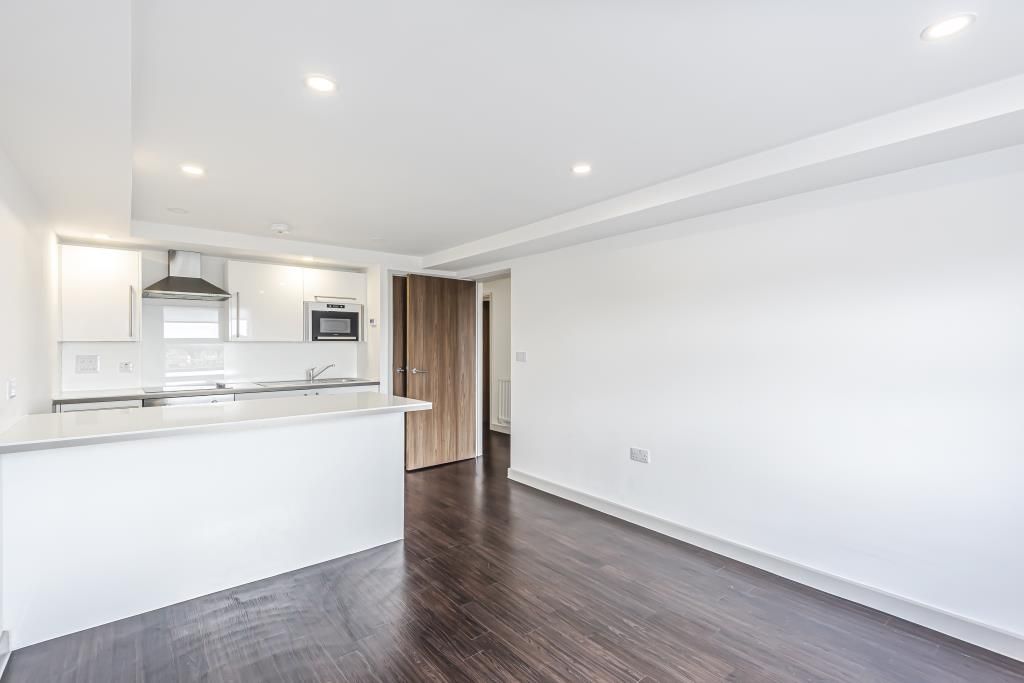 Property photo 1 of 9 Bracknell 11