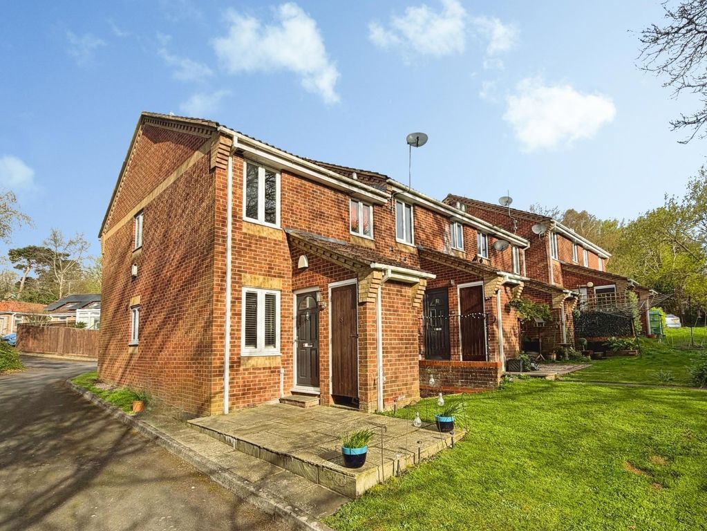 Property photo 1 of 11 Picture No. 19