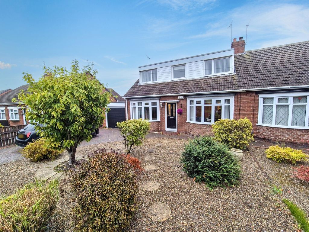 Property photo 1 of 27