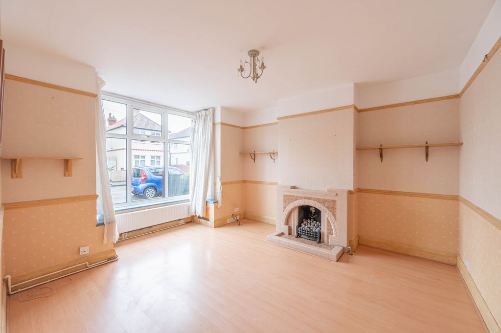 Property photo 2 of 14 Dsc_4637-Hdr