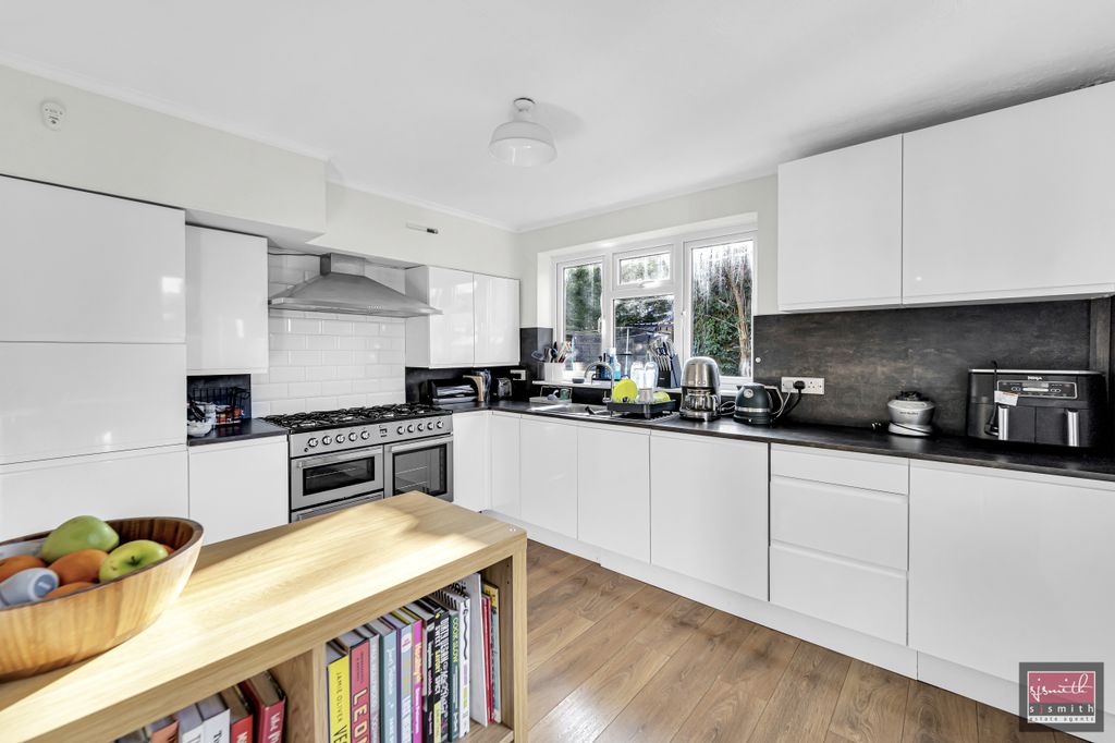 Property photo 2 of 16 Dsc05795