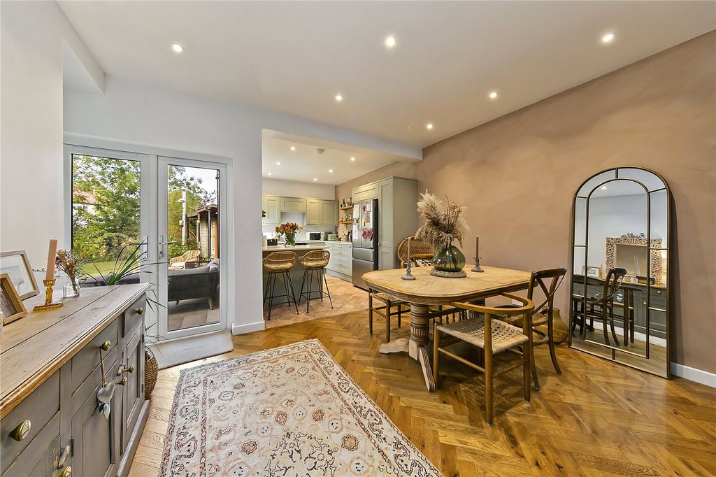 Property photo 2 of 24 Picture No. 05