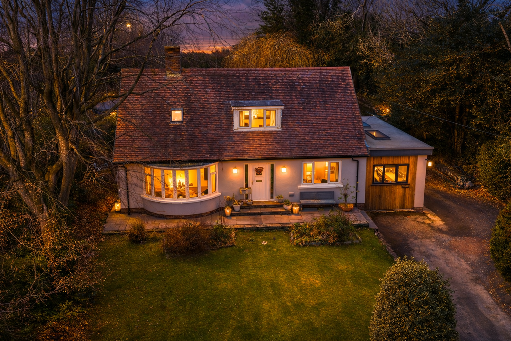 Property photo 2 of 32