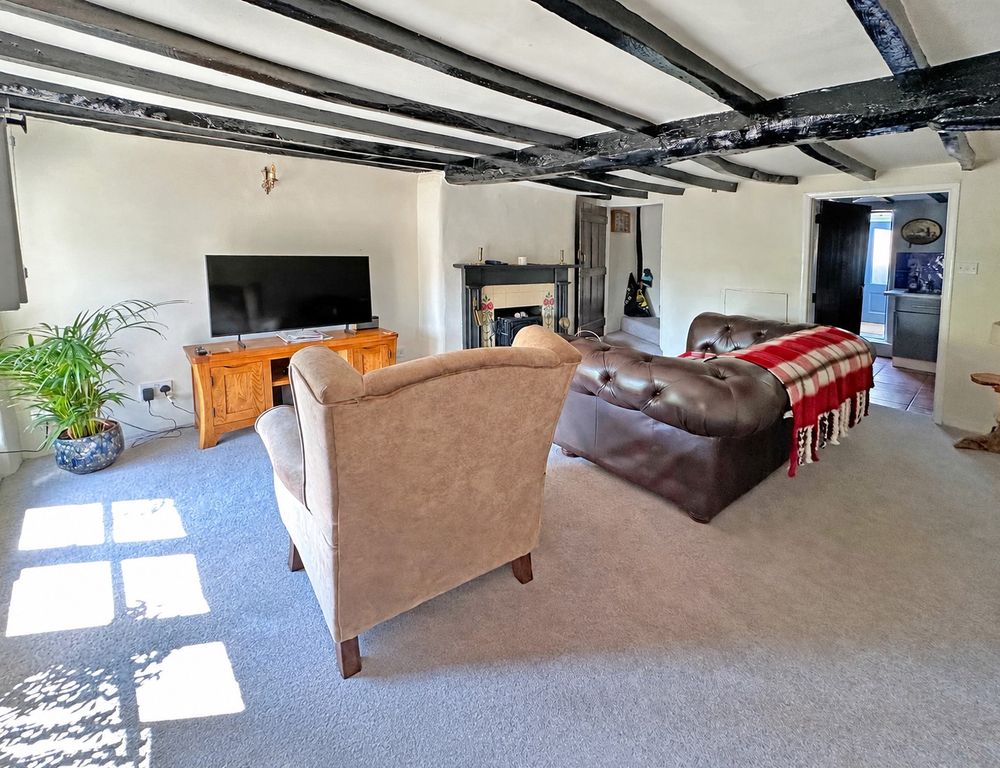 Property photo 3 of 14