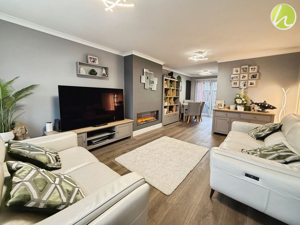 Property photo 2 of 24