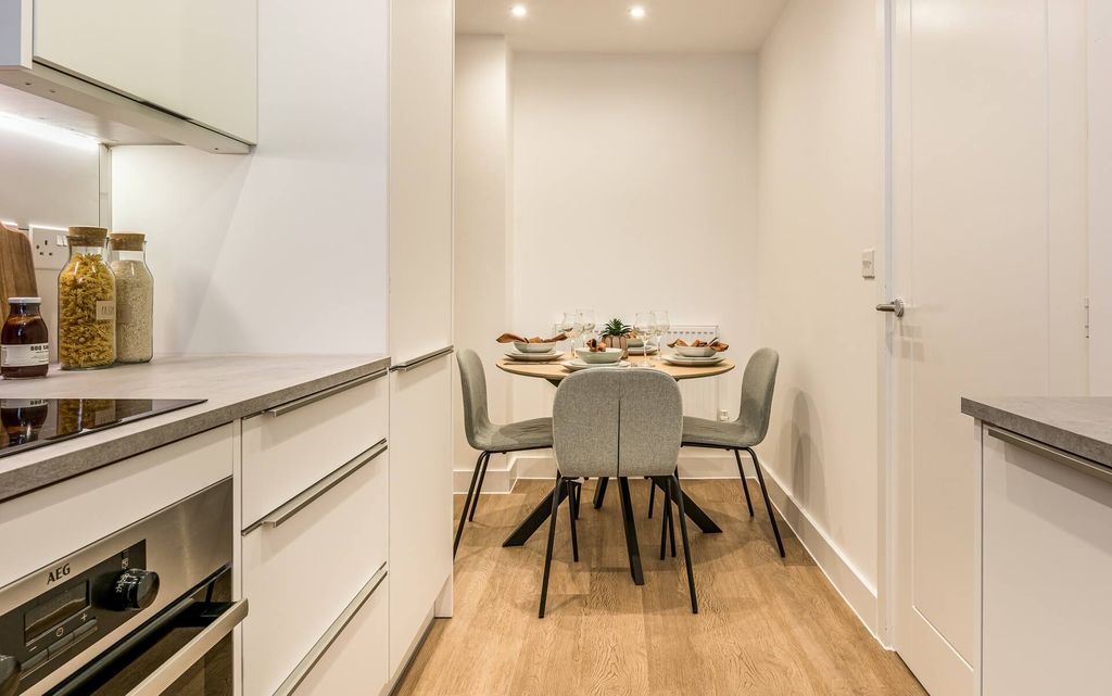 Property photo 2 of 9 Marsham Show Home