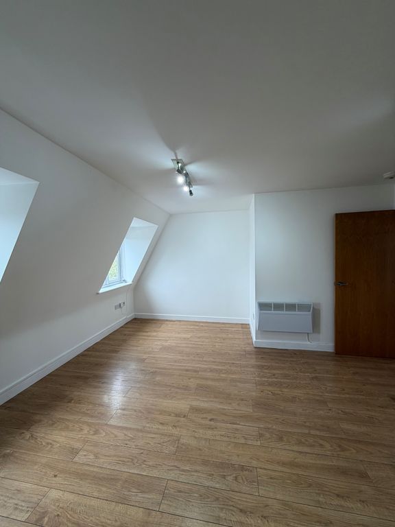 Property photo 1 of 4