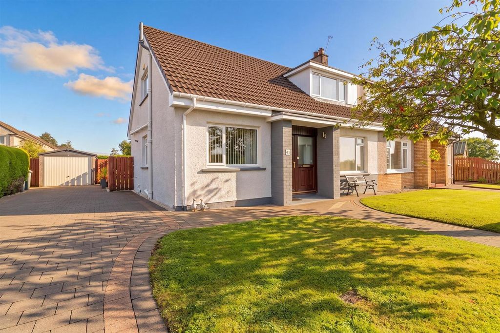 Property photo 1 of 30