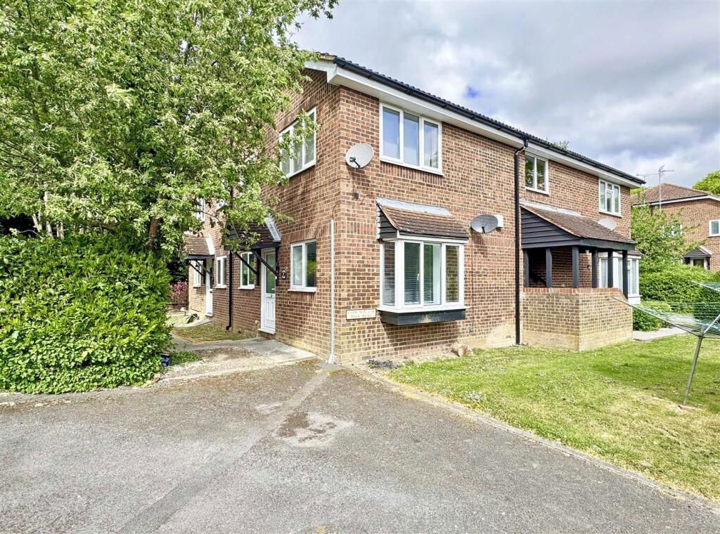 Property photo 1 of 12