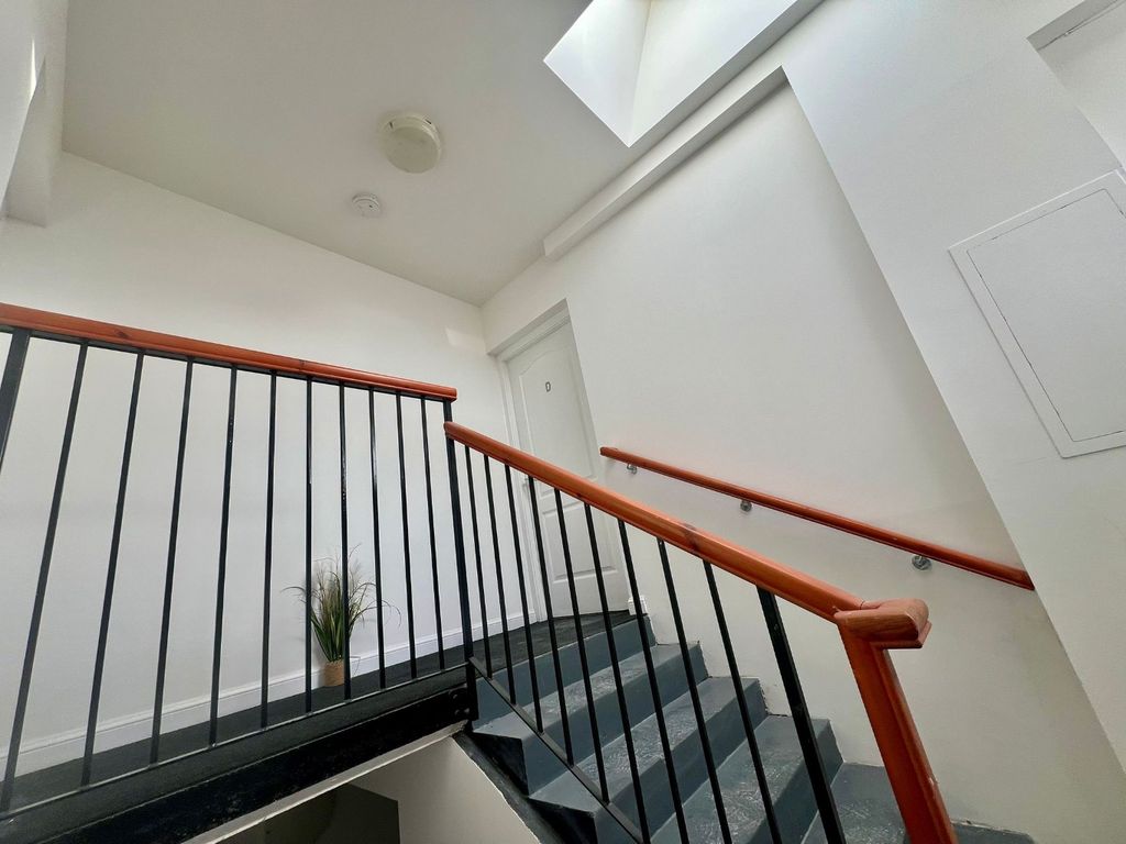 Property photo 3 of 9 Photo 3