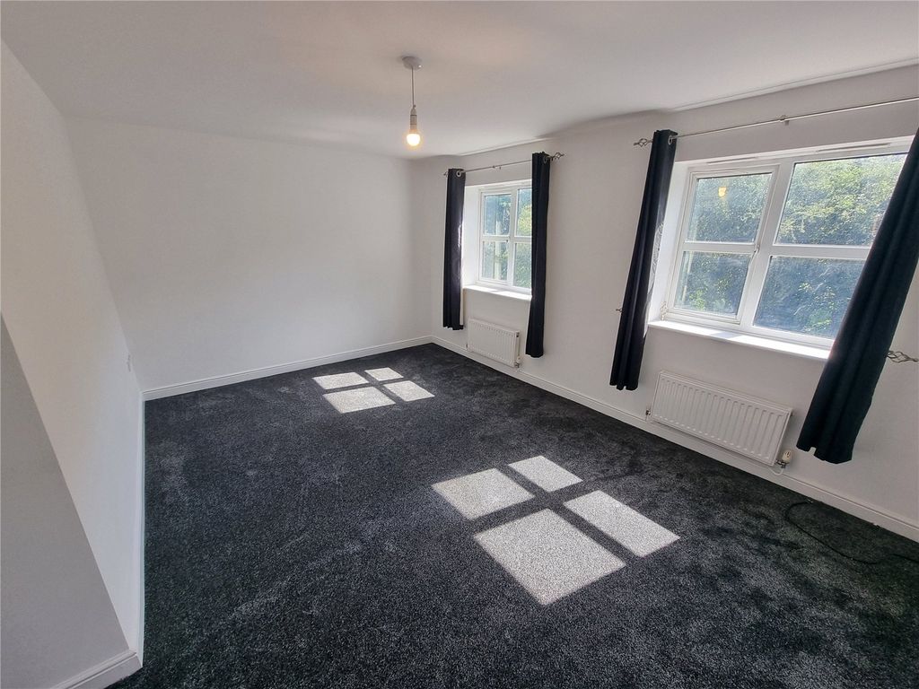 Property photo 3 of 25 Picture No. 26