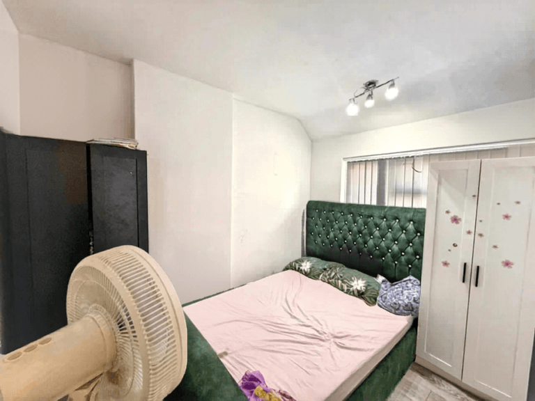 Property photo 3 of 10 Gallery