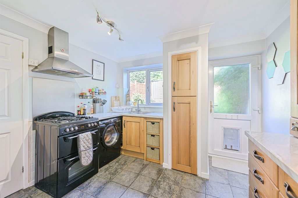 Property photo 3 of 19