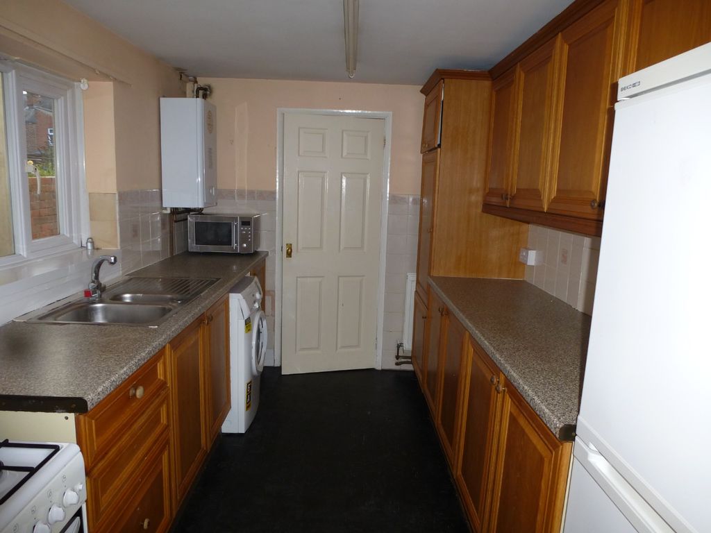 Property photo 2 of 11 5294701