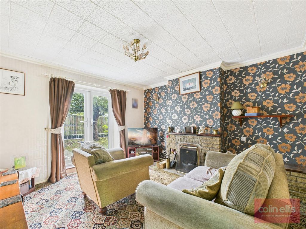 Property photo 2 of 18 Cam05075G0-Pr0216-Still001.Jpg