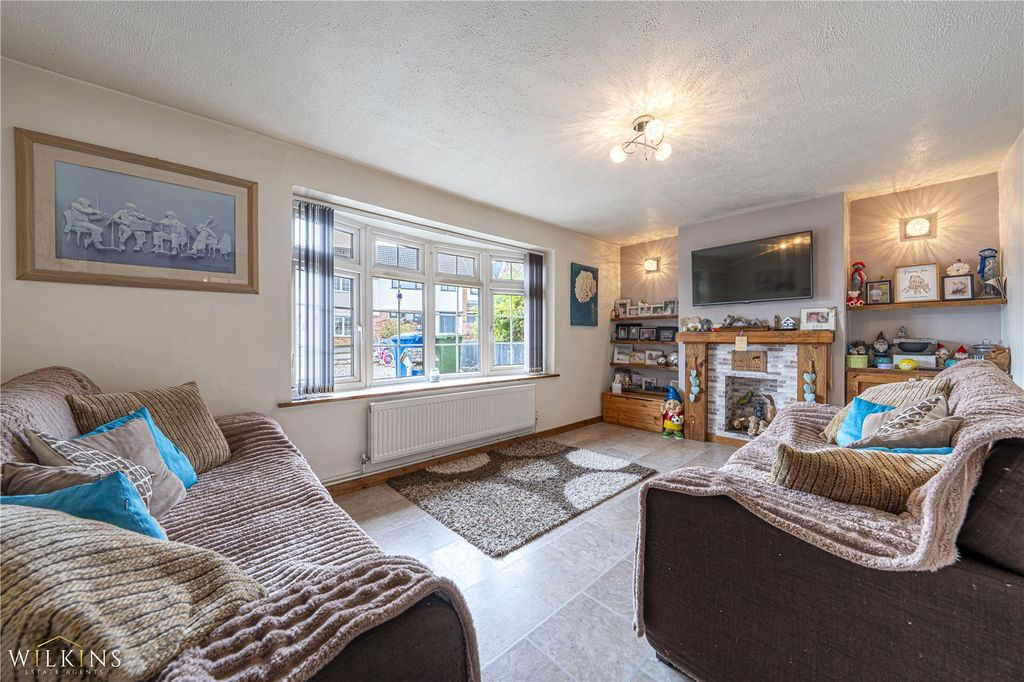 Property photo 3 of 27 Picture No. 32