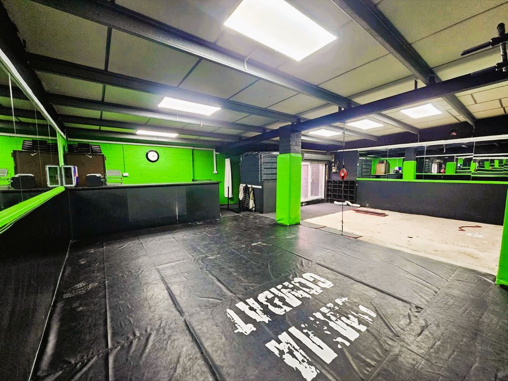 Property photo 2 of 20