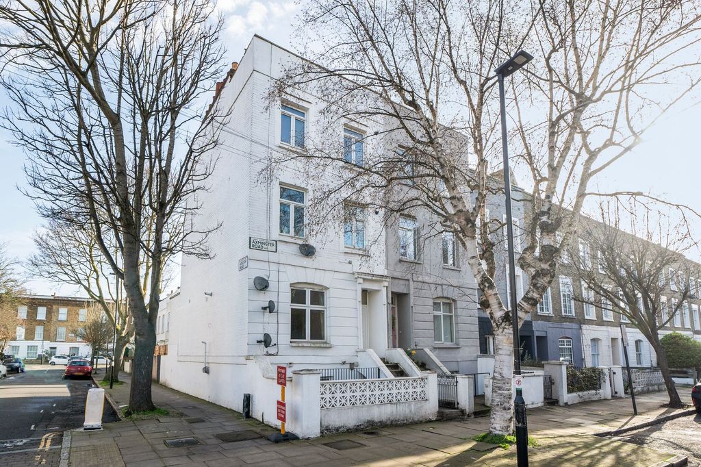 Property photo 2 of 10 Front Facade