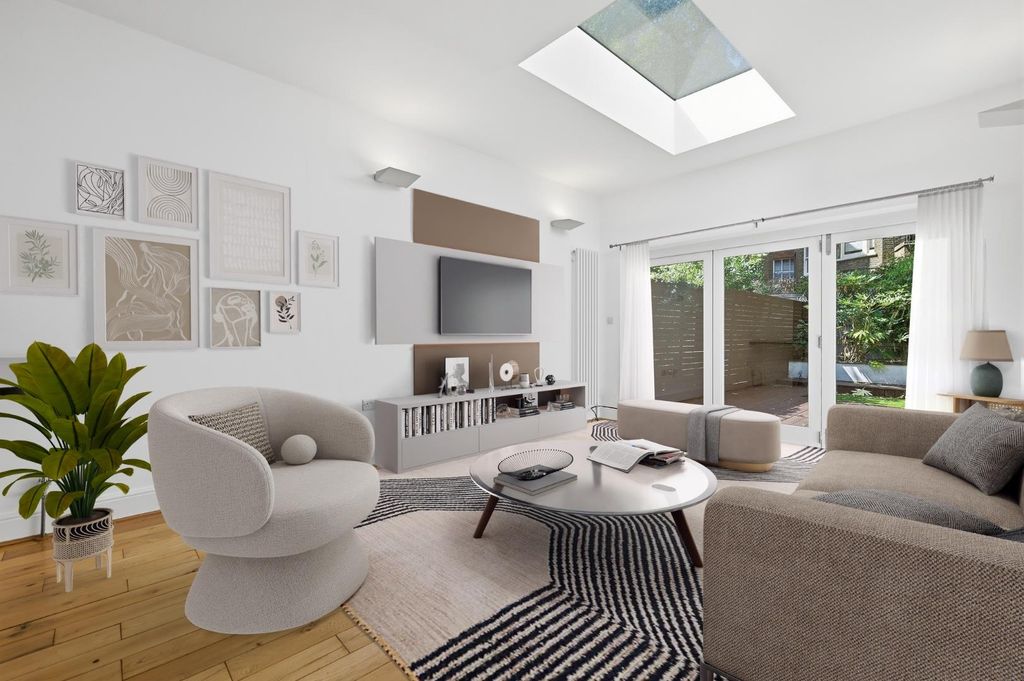 Property photo 1 of 13 Reception Room