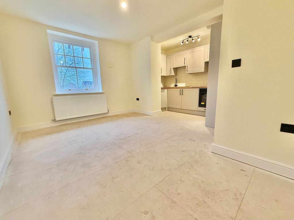 Additional image 4 of 2 bed flat for saleVicar Street, Sedgley, Dudley DY3